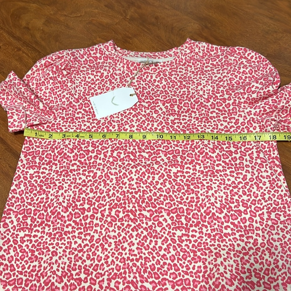 Free the Roses pink Cheetah Print Top NWOT - Picture 5 of 7